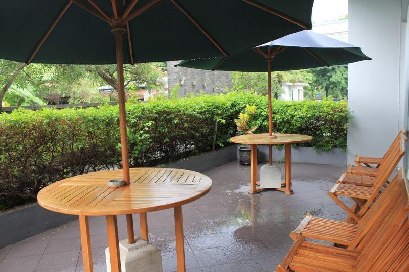 Hotel Tilamas Juanda Sawotratap Экстерьер фото